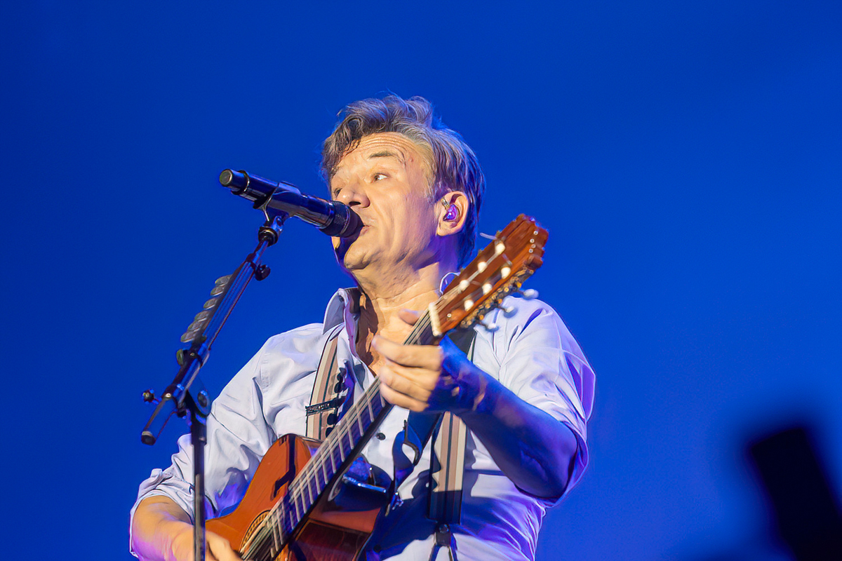 Bart Peeters @ Lokerse Feesten 2023, picture 10, photographed by Edwin Houdevelt - FrontView Magazine