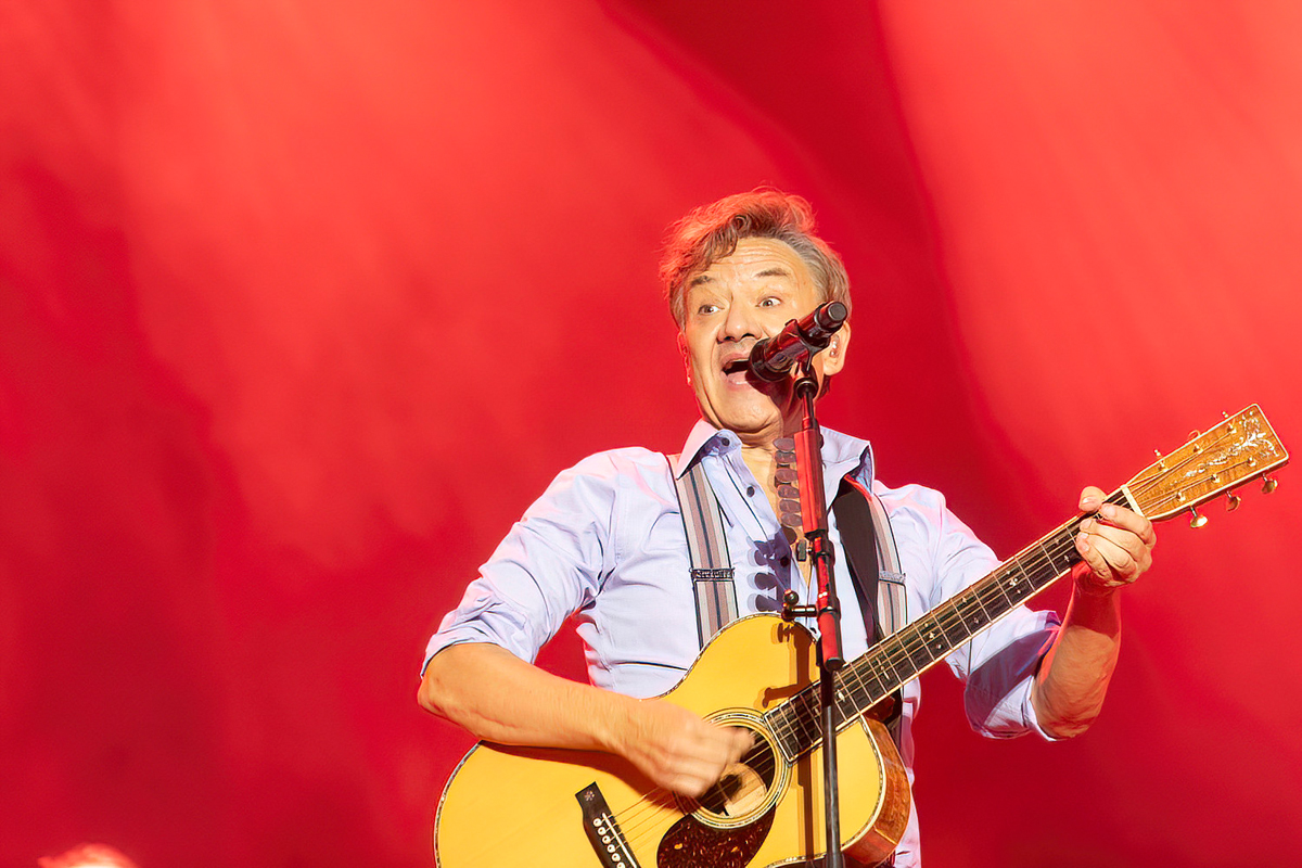 Bart Peeters @ Lokerse Feesten 2023, picture 14, photographed by Edwin Houdevelt - FrontView Magazine