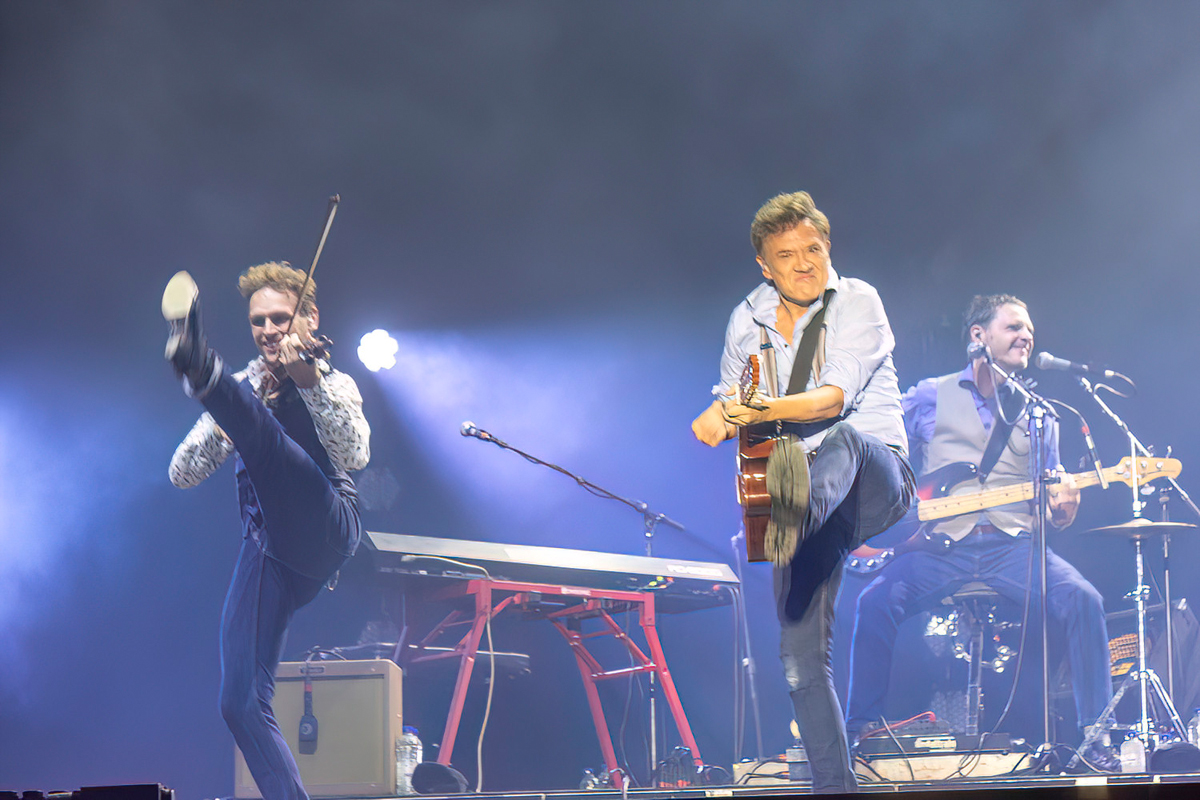 Bart Peeters @ Lokerse Feesten 2023, picture 19, photographed by Edwin Houdevelt - FrontView Magazine