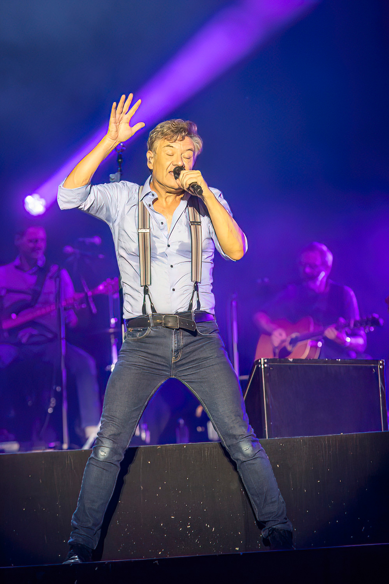 Bart Peeters @ Lokerse Feesten 2023, picture 22, photographed by Edwin Houdevelt - FrontView Magazine