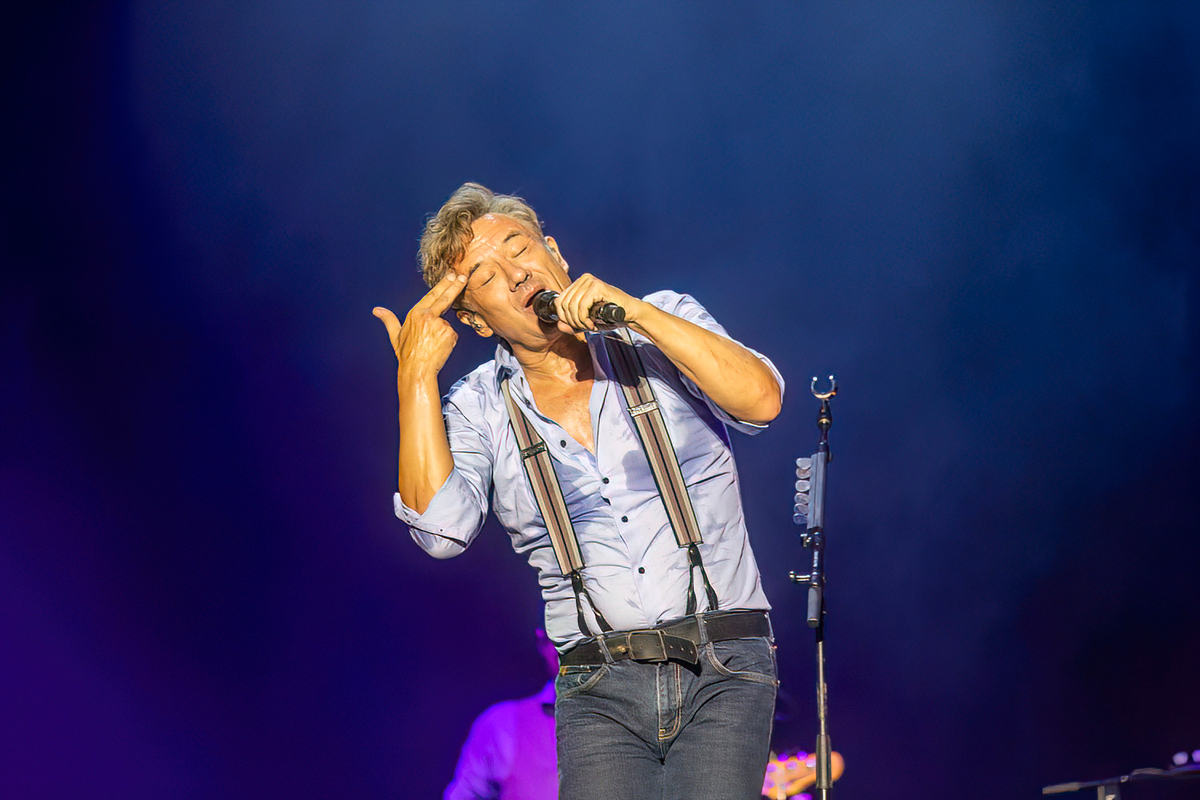 Bart Peeters @ Lokerse Feesten 2023, picture 26, photographed by Edwin Houdevelt - FrontView Magazine
