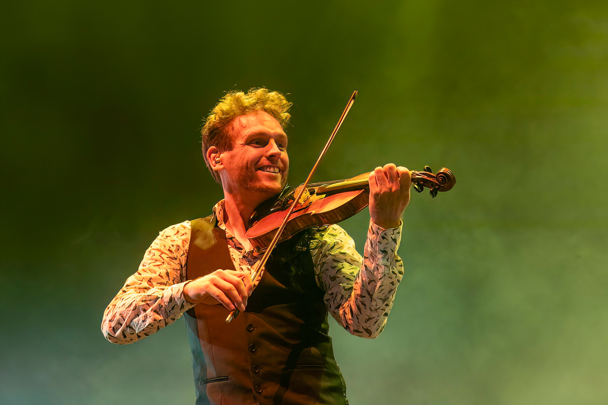 Bart Peeters @ Lokerse Feesten 2023, picture 32, photographed by Edwin Houdevelt - FrontView Magazine