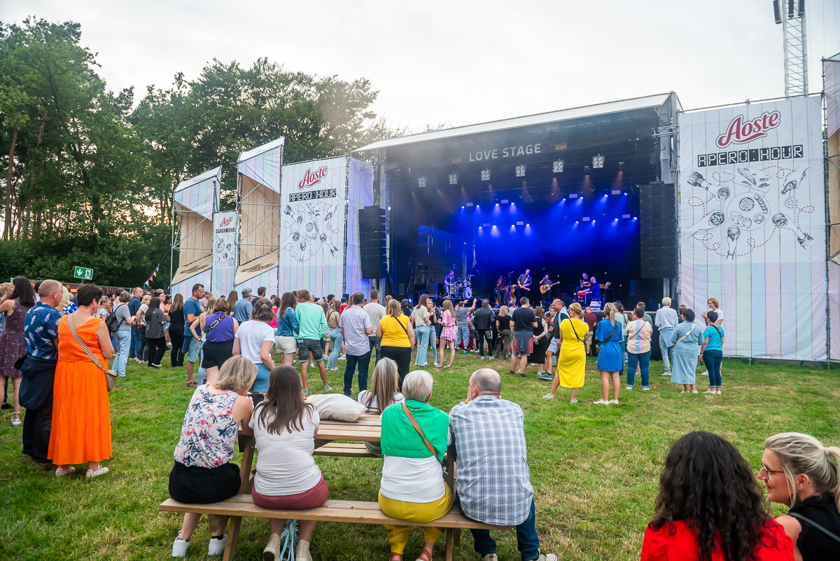 Flip Kowlier @ Rijvers Festival 2023, picture 4, photographed by Dimitri Vanlommel - FrontView Magazine