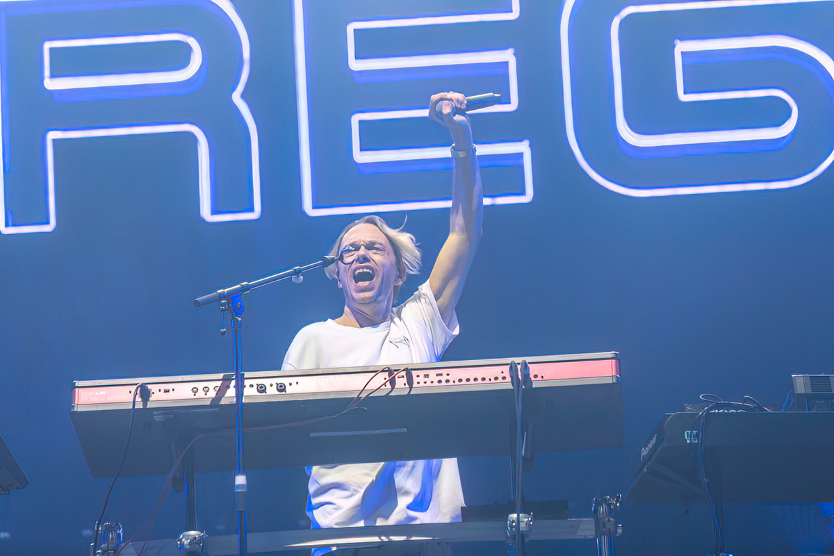 Regi Live @ Lokerse Feesten 2023, foto 9, foto's door Edwin Houdevelt - FrontView Magazine