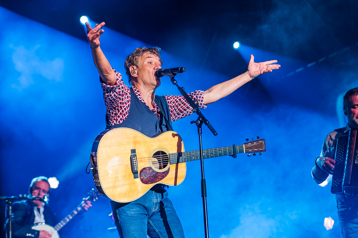 Bart Peeters @ Rijvers Festival 2023, picture 8, photographed by Dimitri Vanlommel - FrontView Magazine