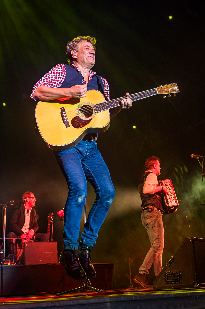 Bart Peeters @ Rijvers Festival 2023, picture 26, photographed by Dimitri Vanlommel - FrontView Magazine