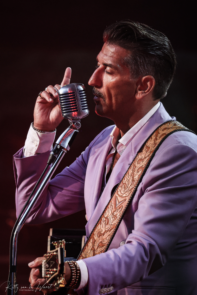 Danny Vera @ Caprera Bloemendaal, foto 5, foto's door Kitty van de Waart - FrontView Magazine