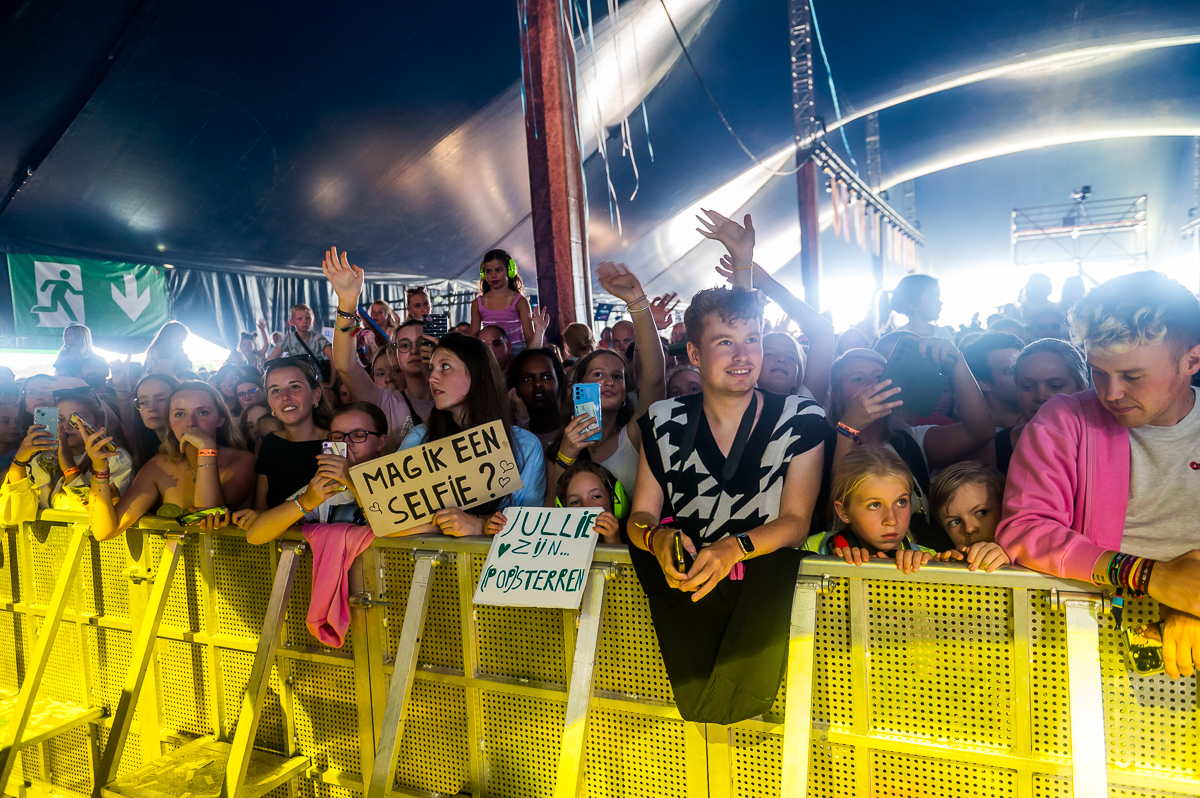 #LikeMe @ Rijvers Festival 2023, picture 9, photographed by Dimitri Vanlommel - FrontView Magazine