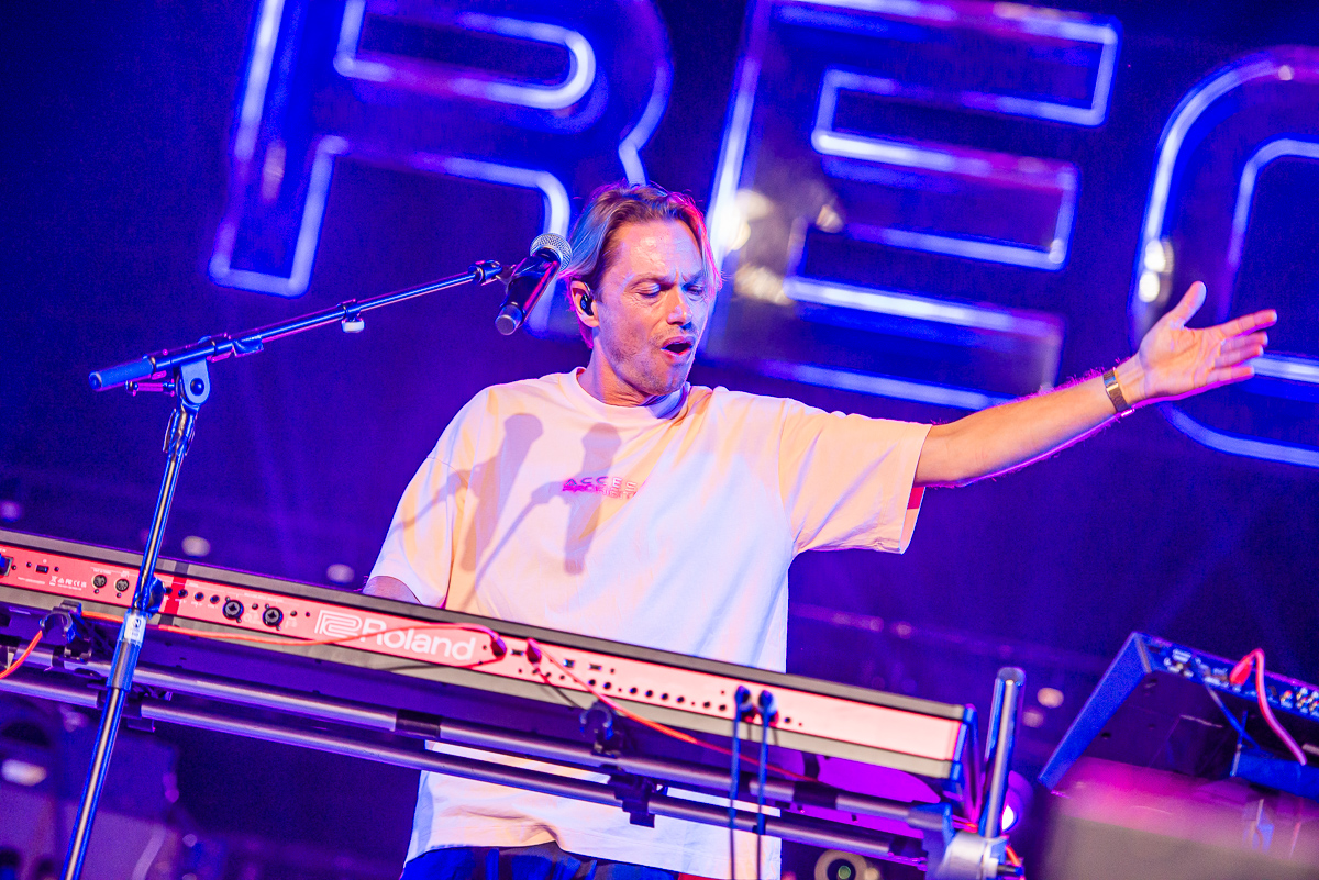 Regi Live @ Rijvers Festival 2023, foto 2, foto's door Dimitri Vanlommel - FrontView Magazine