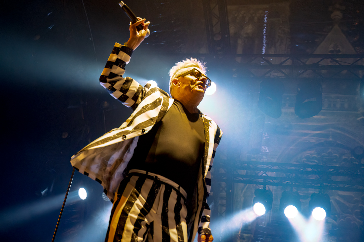 Arbeid Adelt ! & Guests: Der Klinke & Parkaparaplu @ Paulusfeesten Oostende, picture 4, photographed by Luc Klinckaert - FrontView Magazine