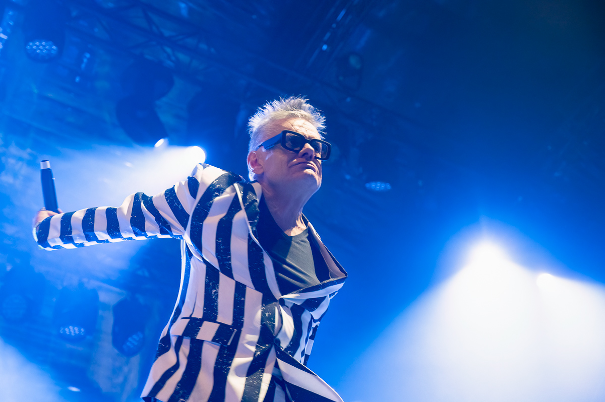 Arbeid Adelt ! & Guests: Der Klinke & Parkaparaplu @ Paulusfeesten Oostende, picture 12, photographed by Luc Klinckaert - FrontView Magazine