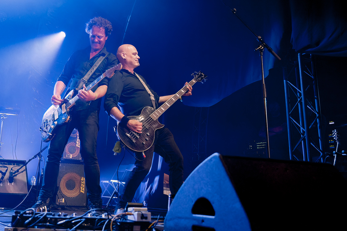 Arbeid Adelt ! & Guests: Der Klinke & Parkaparaplu @ Paulusfeesten Oostende, picture 19, photographed by Luc Klinckaert - FrontView Magazine