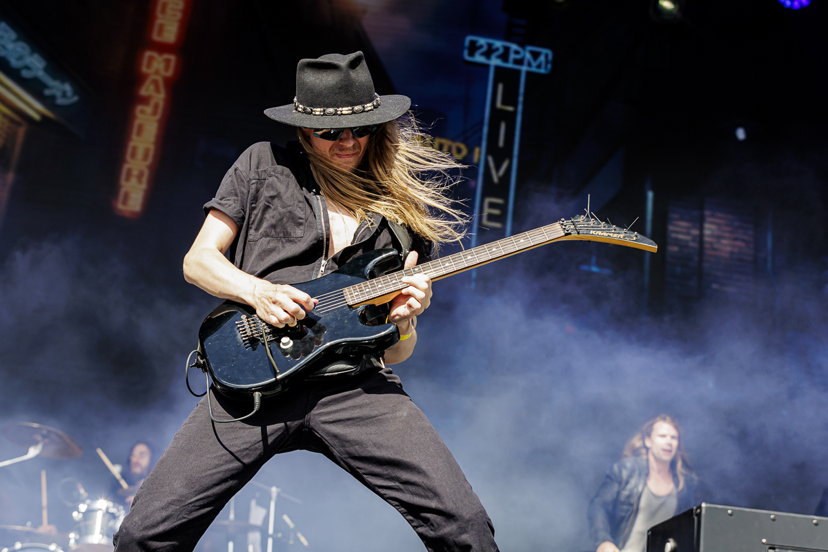 H.e.a.t @ Alcatraz 2023, picture 10, photographed by Peter Smet - FrontView Magazine