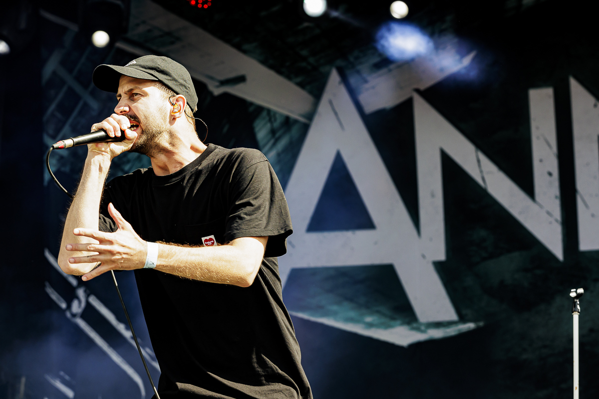 Annisokay @ Alcatraz 2023, picture 2, photographed by Peter Smet - FrontView Magazine