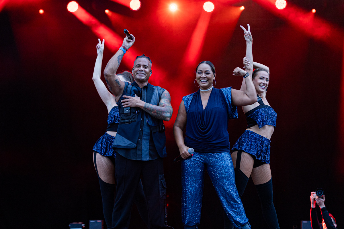 2 Unlimited @ Buikrock, foto 2, foto's door Sven Vandervoort - FrontView Magazine