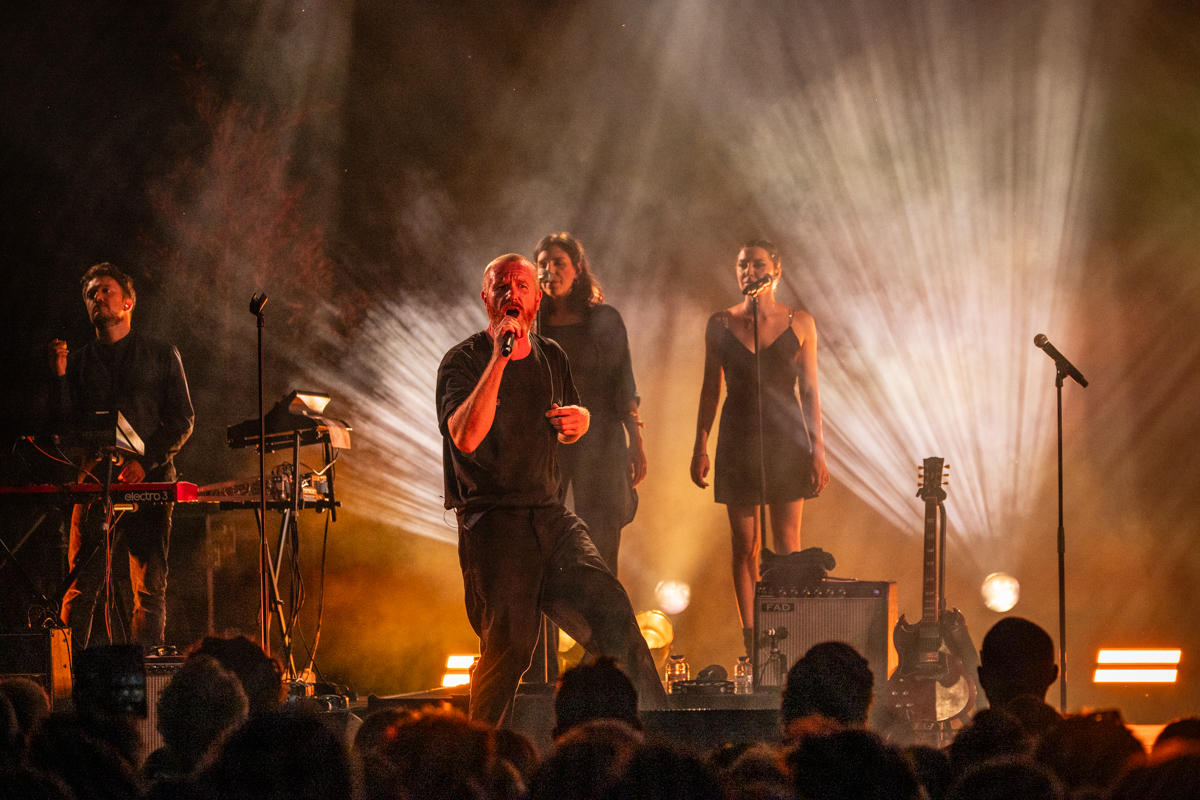 Arsenal - Outsides @ OLT Rivierenhof, picture 13, photographed by Bruno Holvoet - FrontView Magazine