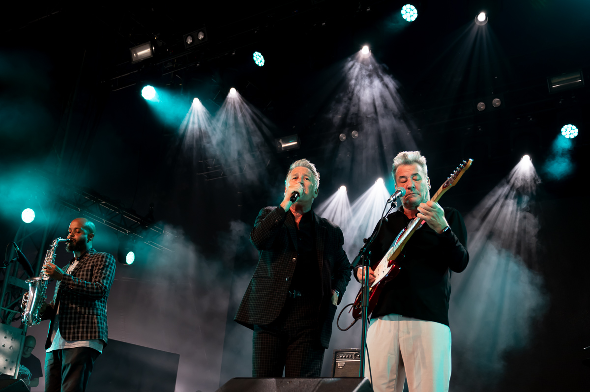 China Crisis @ W-Fest dag 1, picture 4, photographed by Luc Klinckaert - FrontView Magazine