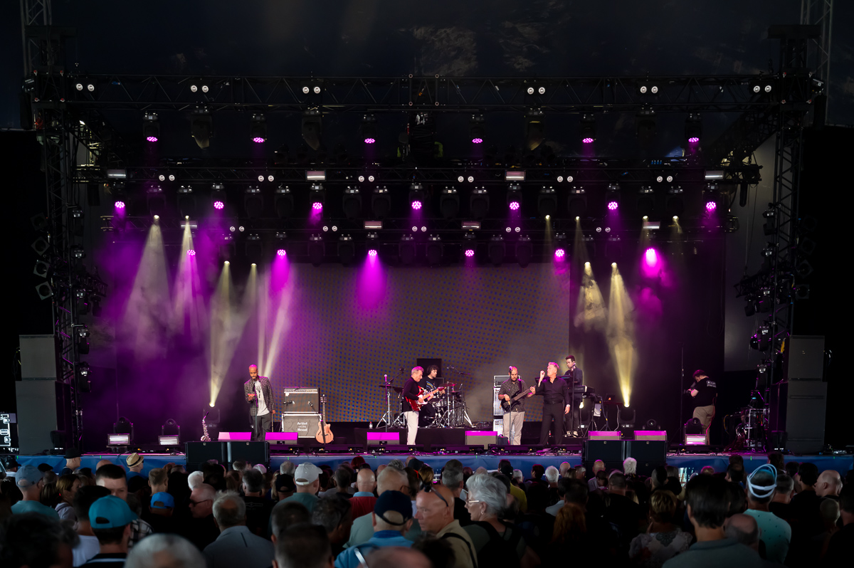 China Crisis @ W-Fest dag 1, picture 12, photographed by Luc Klinckaert - FrontView Magazine