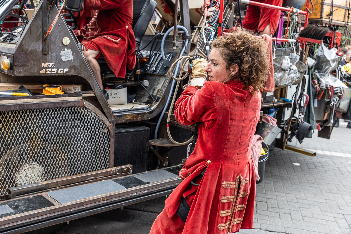 De Reuzen van Royal de Luxe @ Antwerpen, picture 103, photographed by Marc Verdonck - FrontView Magazine
