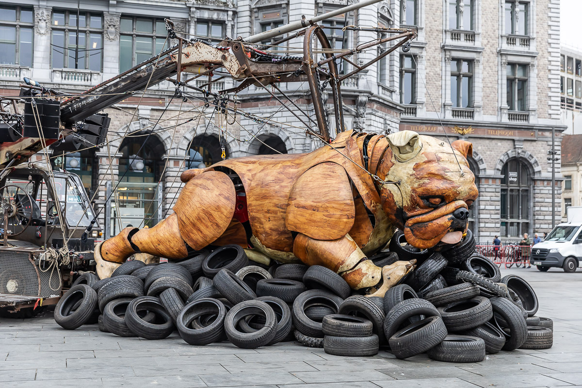 De Reuzen van Royal de Luxe @ Antwerpen, picture 118, photographed by Marc Verdonck - FrontView Magazine