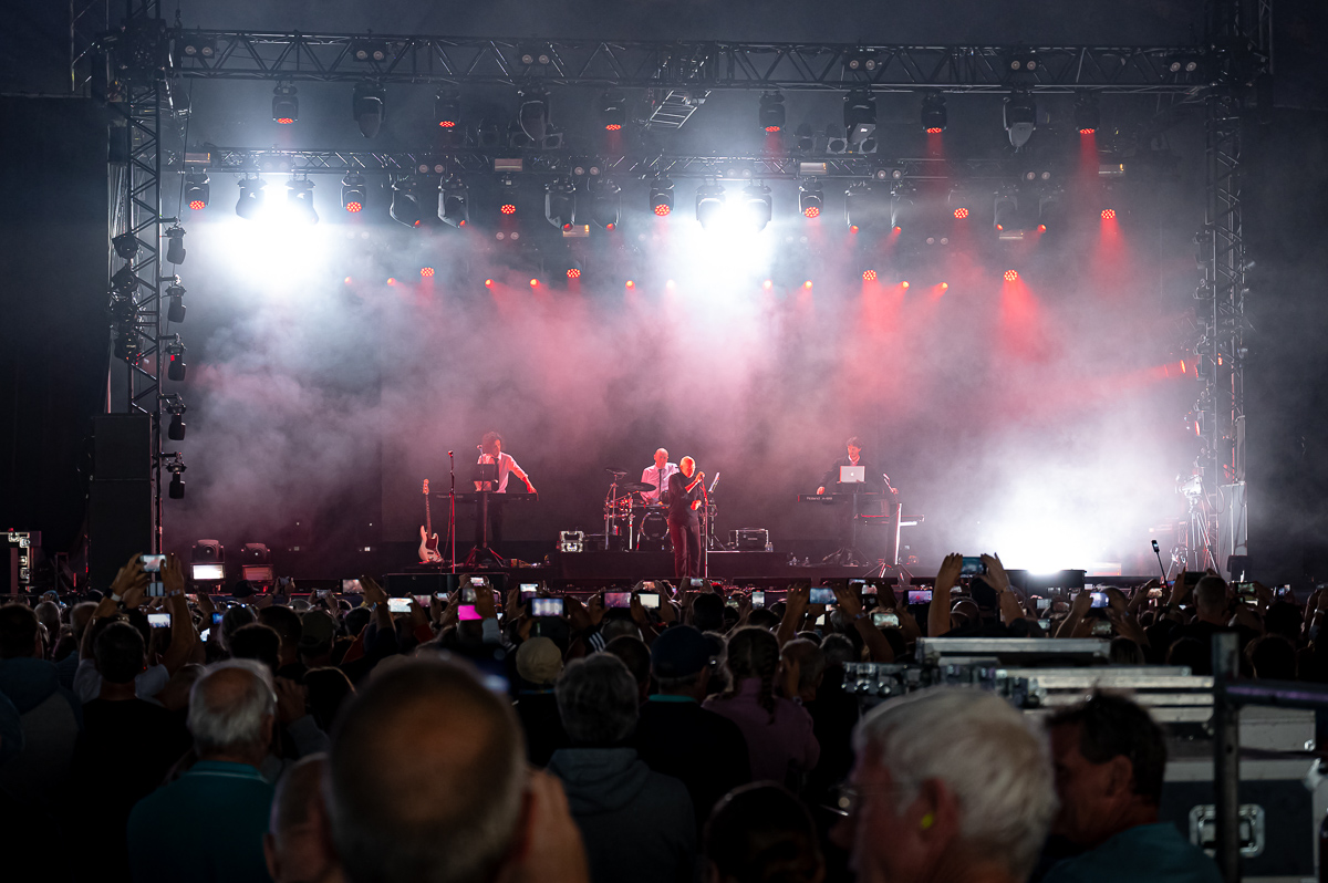 Midge Ure @ W-Fest dag 1, picture 9, photographed by Luc Klinckaert - FrontView Magazine
