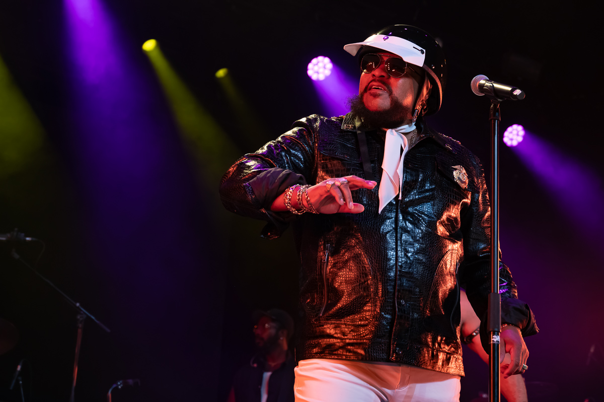 Village People @ W-Fest dag 1, picture 4, photographed by Luc Klinckaert - FrontView Magazine