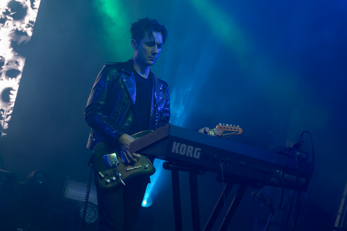 Cold Cave @ W-fest dag 2, picture 5, photographed by Luc Klinckaert - FrontView Magazine