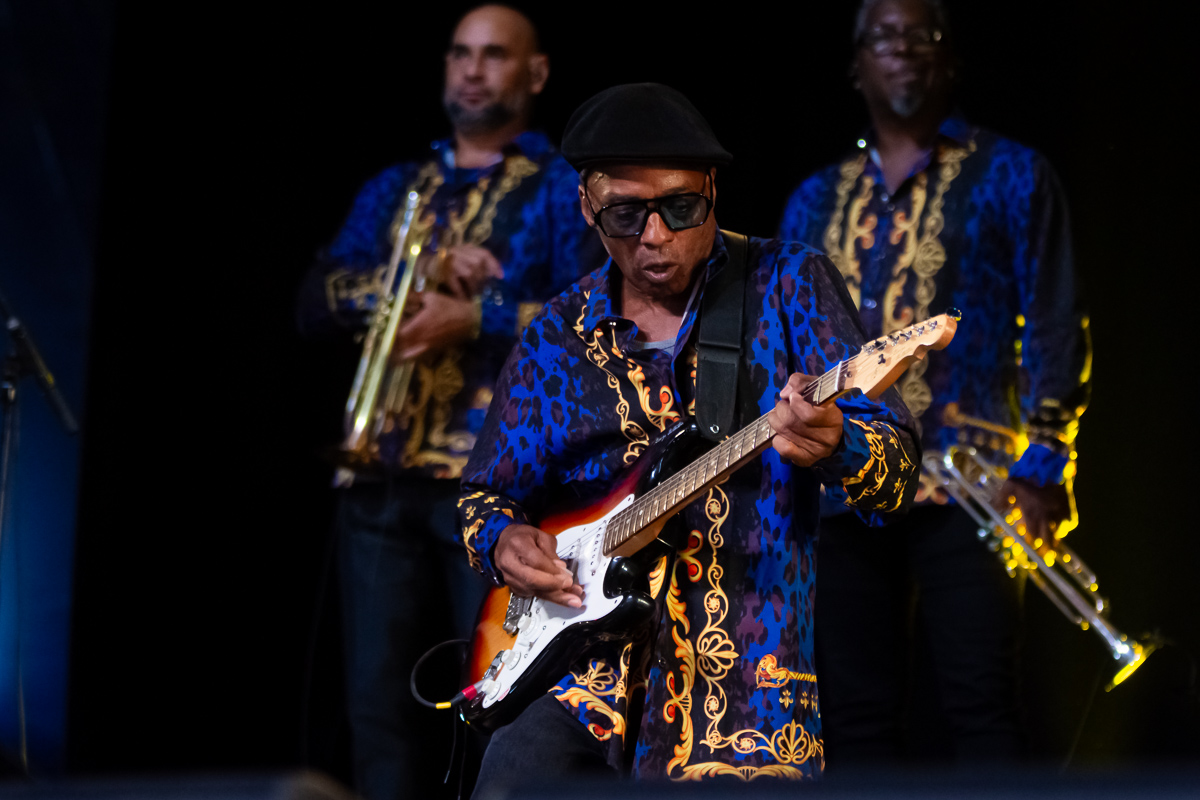 Earth Wind & Fire expierience by Al McKay @ W-fest dag 2, picture 15, photographed by Luc Klinckaert - FrontView Magazine