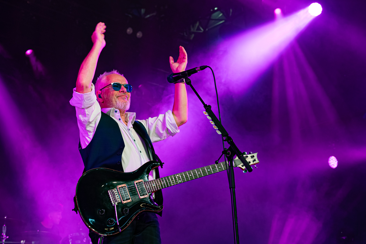 Nik Kershaw @ W-fest dag 2, picture 7, photographed by Luc Klinckaert - FrontView Magazine