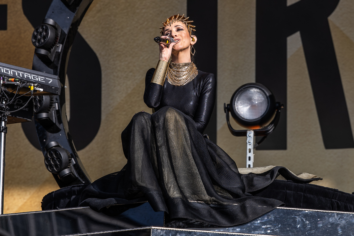 Les Truttes @ Maanrock 2023, picture 11, photographed by Marc Verdonck - FrontView Magazine