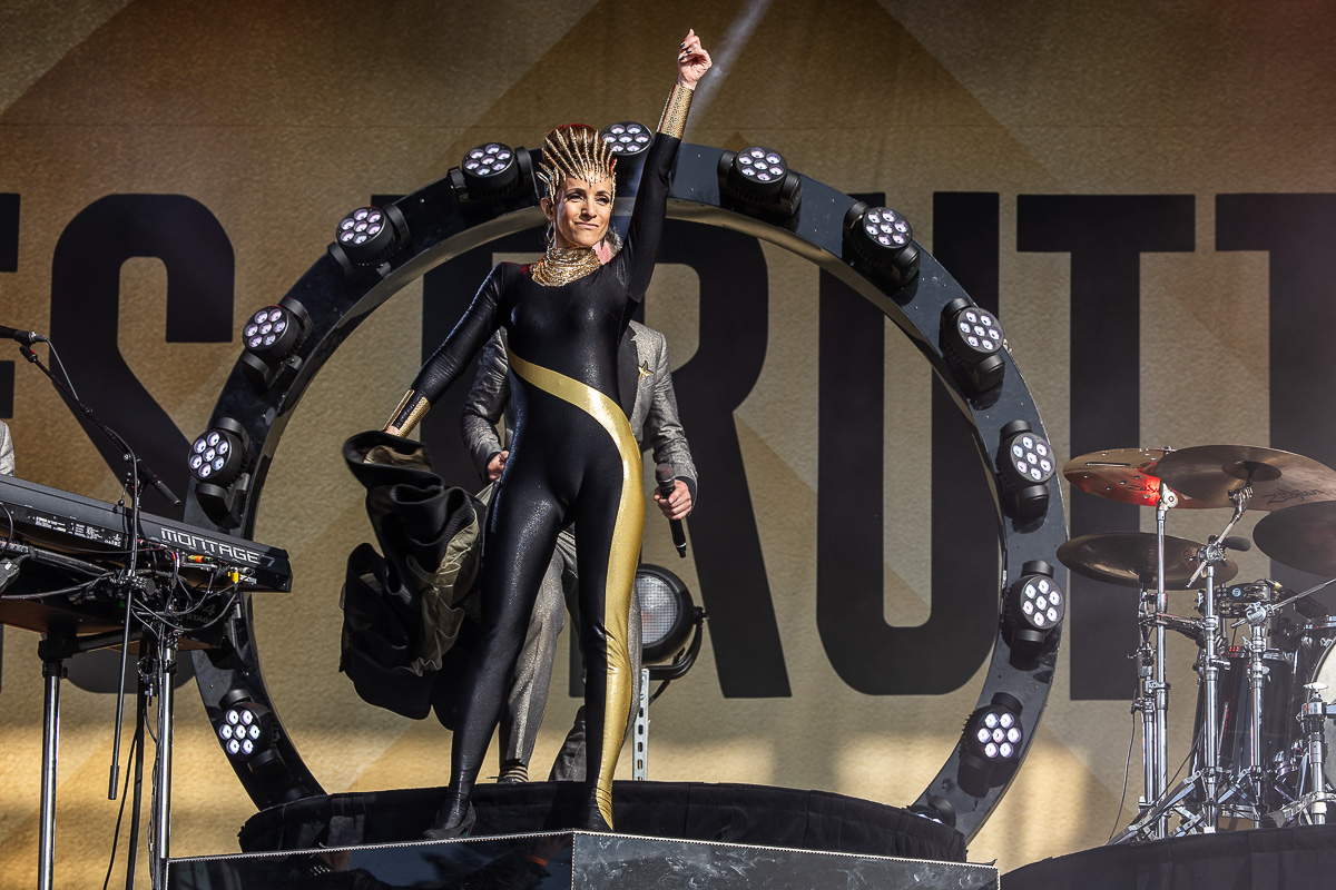 Les Truttes @ Maanrock 2023, picture 12, photographed by Marc Verdonck - FrontView Magazine
