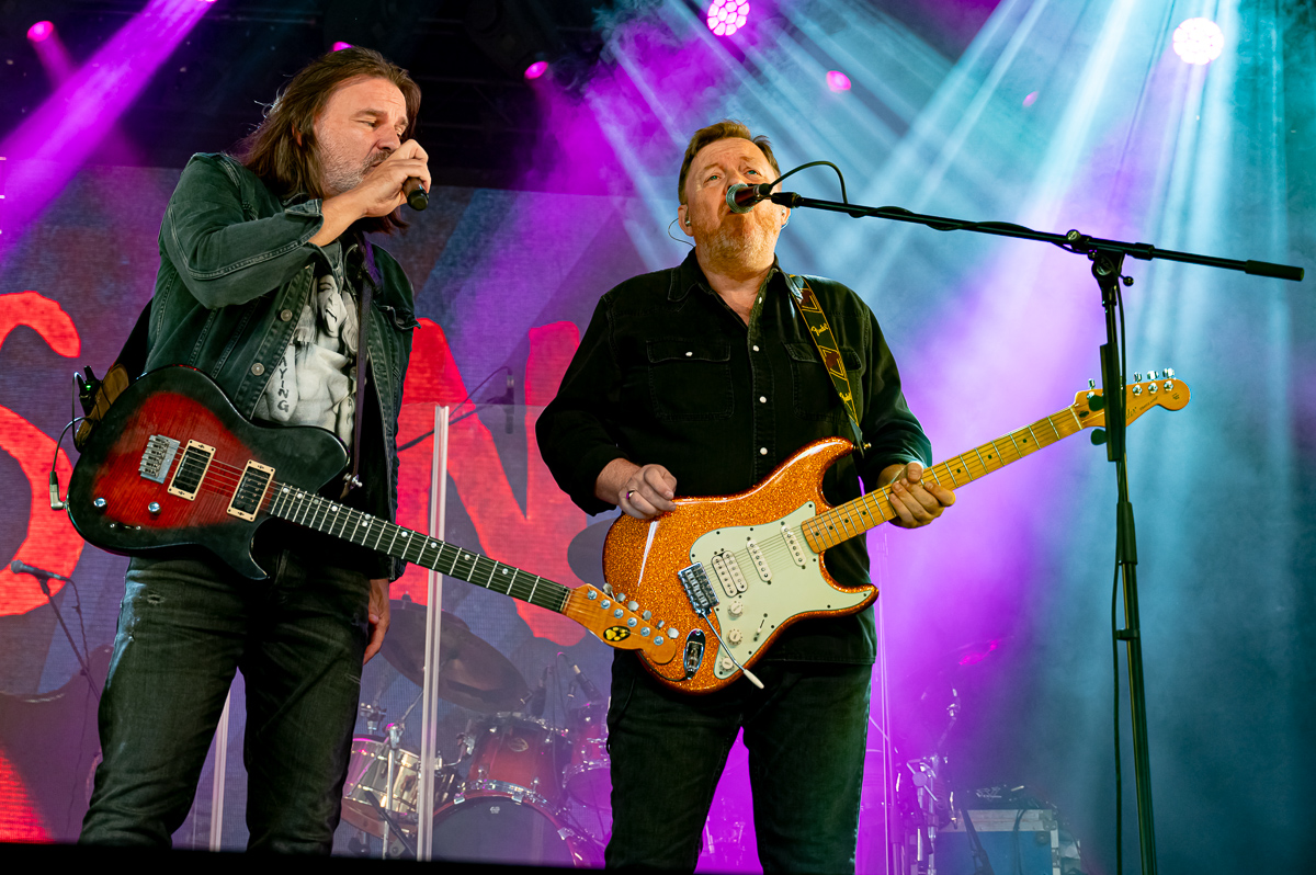 Genesis (Classic) @ W- Fest dag 3, picture 5, photographed by Luc Klinckaert - FrontView Magazine