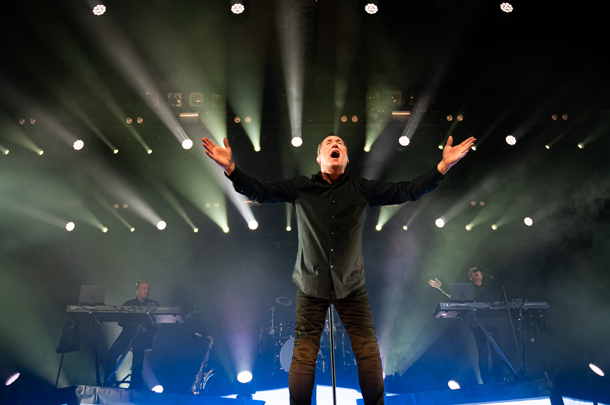 Orchestral Manoeuvres in the Dark @ W- Fest dag 3, picture 3, photographed by Luc Klinckaert - FrontView Magazine