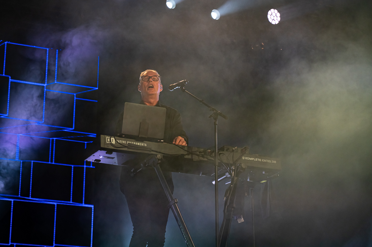 Orchestral Manoeuvres in the Dark @ W- Fest dag 3, picture 5, photographed by Luc Klinckaert - FrontView Magazine