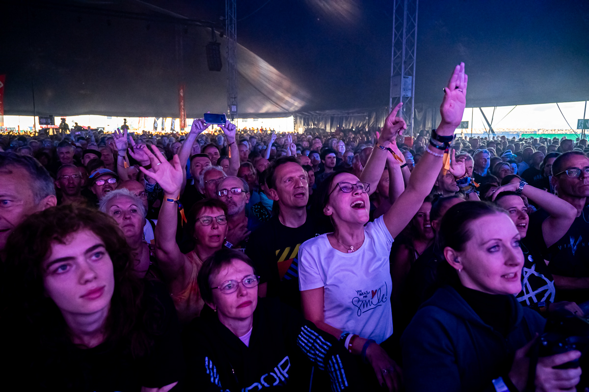 Orchestral Manoeuvres in the Dark @ W- Fest dag 3, picture 21, photographed by Luc Klinckaert - FrontView Magazine
