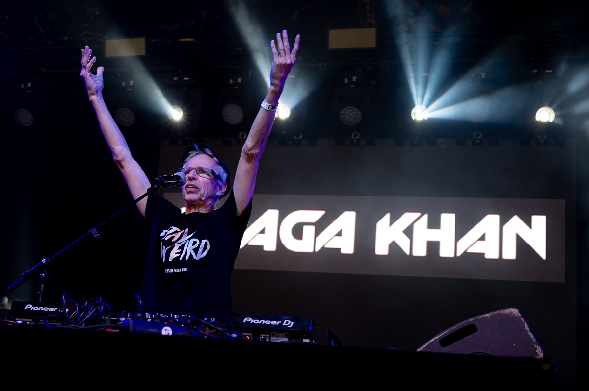 Prage Khan (DJ-set) @ W- Fest dag 3, picture 4, photographed by Luc Klinckaert - FrontView Magazine