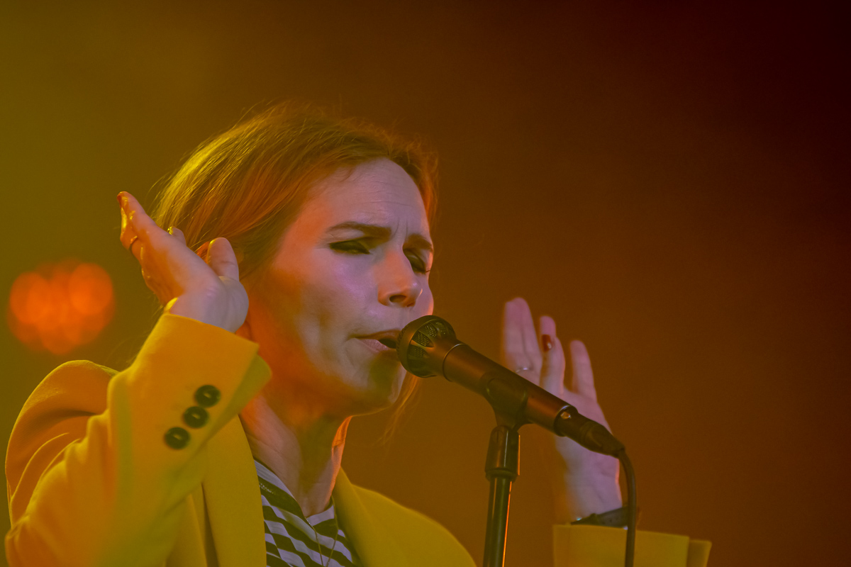 The Cardigans @ W- Fest dag 3, picture 2, photographed by Luc Klinckaert - FrontView Magazine