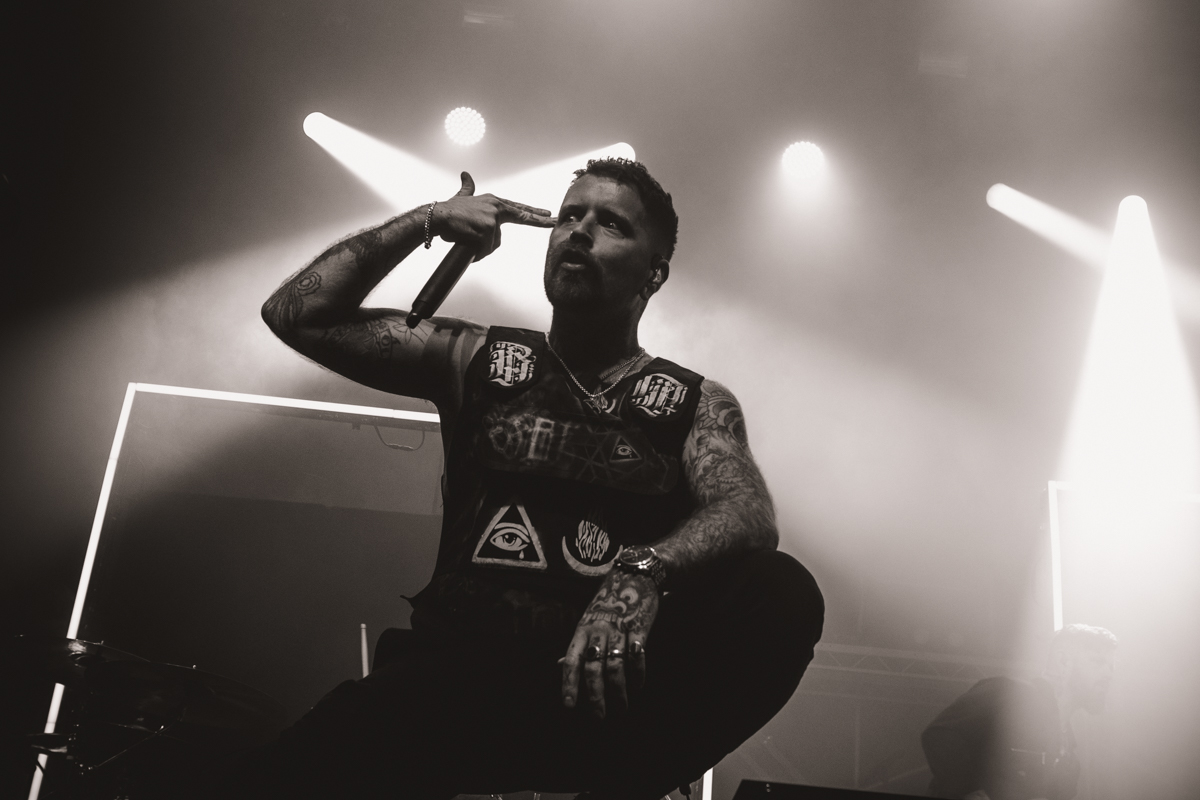 While She Sleeps @ 013, picture 2, photographed by Alana Clemens - FrontView Magazine