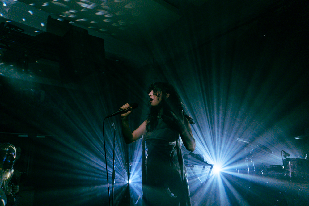 Naaz @ De Roma, picture 11, photographed by Claudia Guldentops - FrontView Magazine