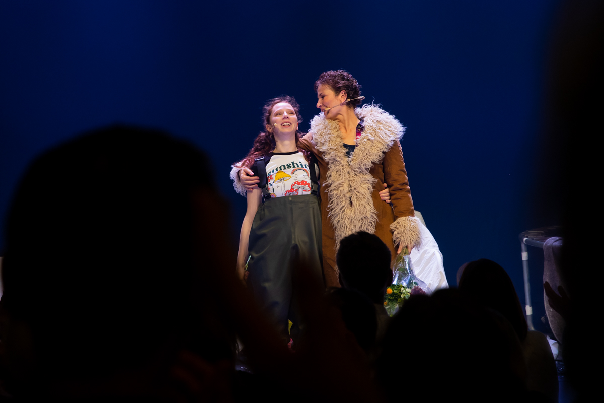 Première You are my sunshine @ Fakkeltheater - Rode Zaal, picture 33, photographed by Goele Bormans - FrontView Magazine