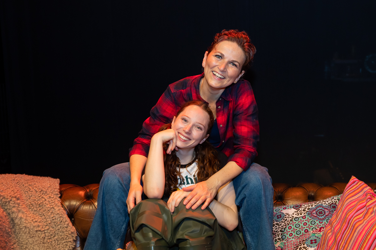 Première You are my sunshine @ Fakkeltheater - Rode Zaal, picture 42, photographed by Goele Bormans - FrontView Magazine