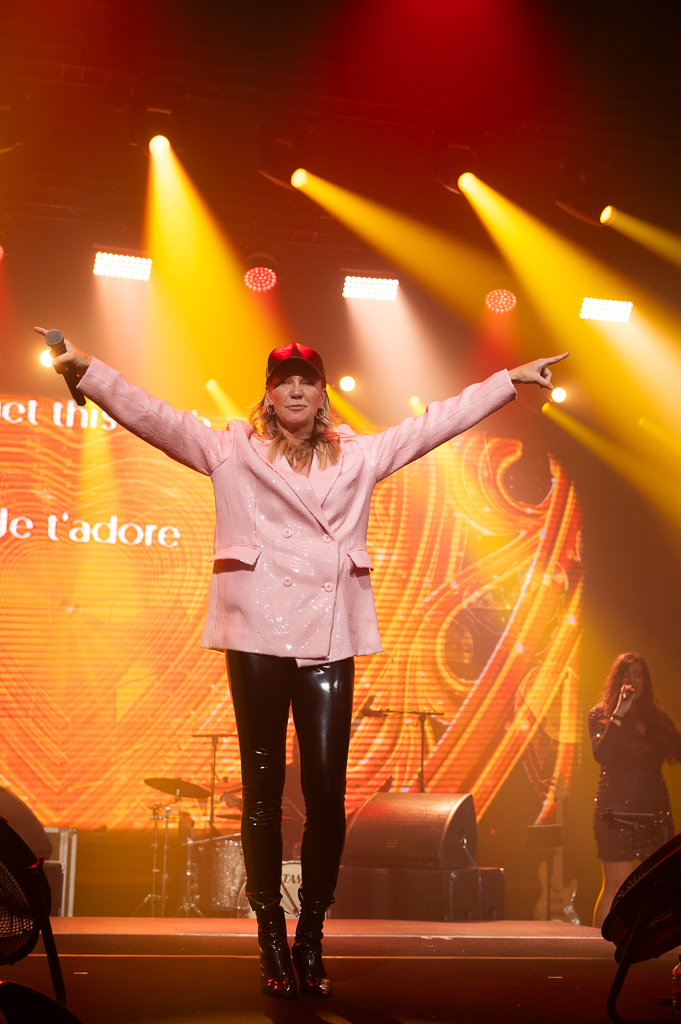 Kate Ryan Joe Singalong Party 2023, picture 2, photographed by Gert Daemen - FrontView Magazine