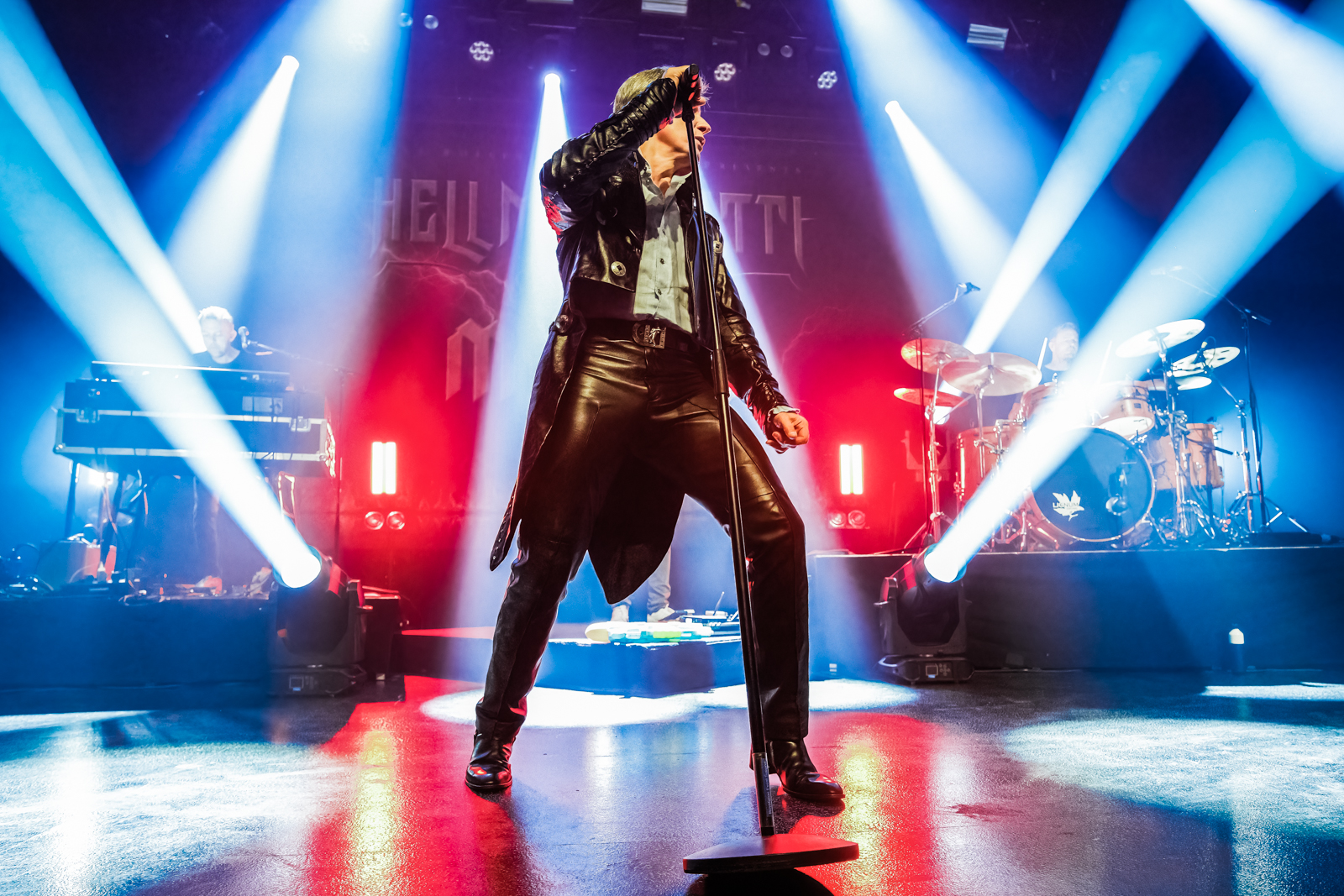 Helmut Lotti goes Metal Live in concert, picture 5, photographed by Paul Jongeneelen - FrontView Magazine