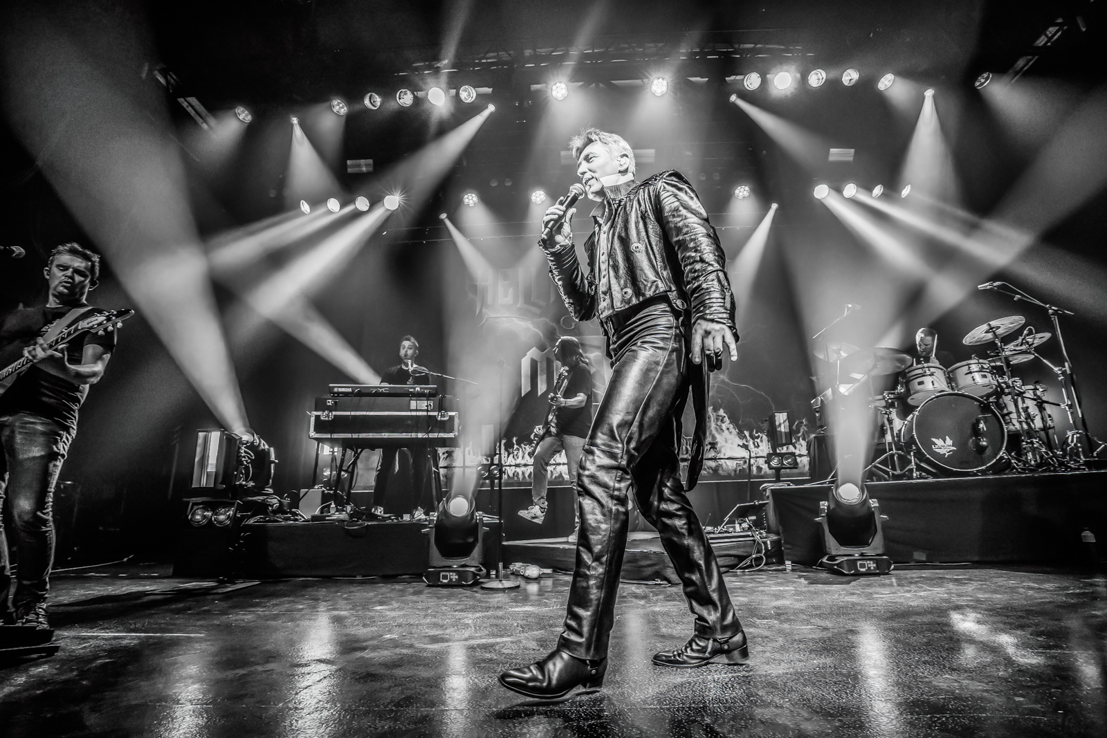 Helmut Lotti goes Metal Live in concert, picture 20, photographed by Paul Jongeneelen - FrontView Magazine