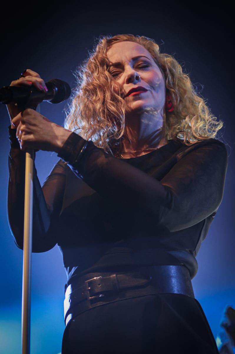 Anneke van Giersbergen en band Sweep Against The Stars tour, foto 5, foto's door Kitty van de Waart - FrontView Magazine