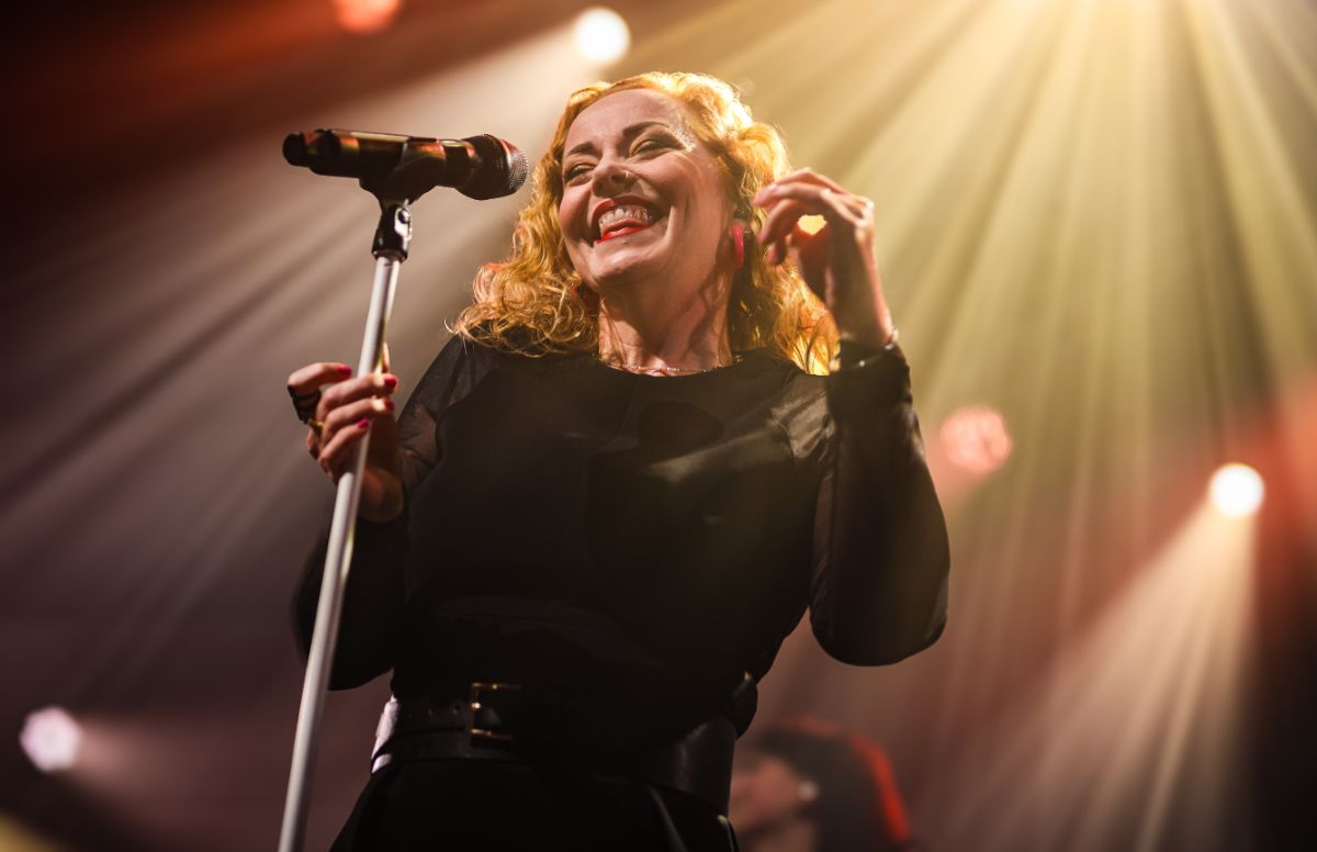 Anneke van Giersbergen en band Sweep Against The Stars tour, foto 6, foto's door Kitty van de Waart - FrontView Magazine
