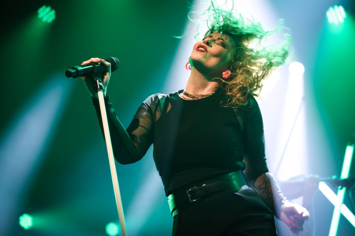 Anneke van Giersbergen en band Sweep Against The Stars tour, foto 27, foto's door Kitty van de Waart - FrontView Magazine