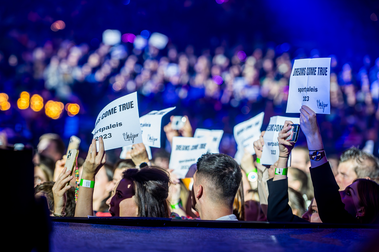 Metejoor @ Sportpaleis Antwerpen, picture 3, photographed by Dimitri Vanlommel - FrontView Magazine