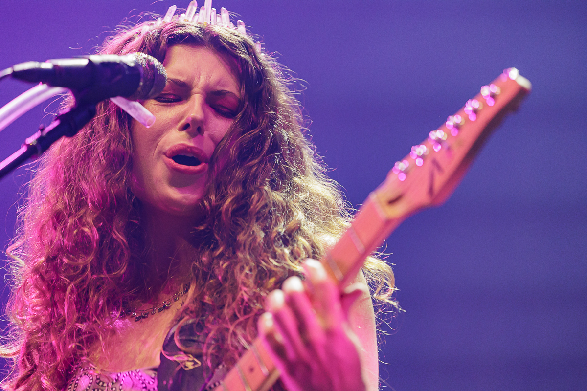 Hannah Wicklund @ Vorst Nationaal, picture 3, photographed by Peter Smet - FrontView Magazine