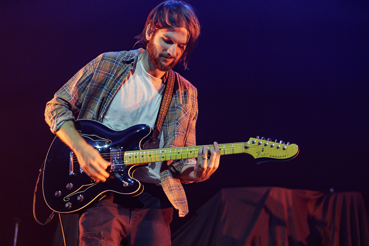 Mt. Joy @ Vorst Nationaal, picture 5, photographed by Peter Smet - FrontView Magazine